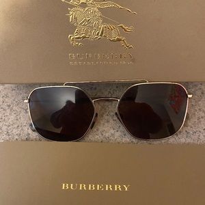 Men’s Burberry sunglasses.
